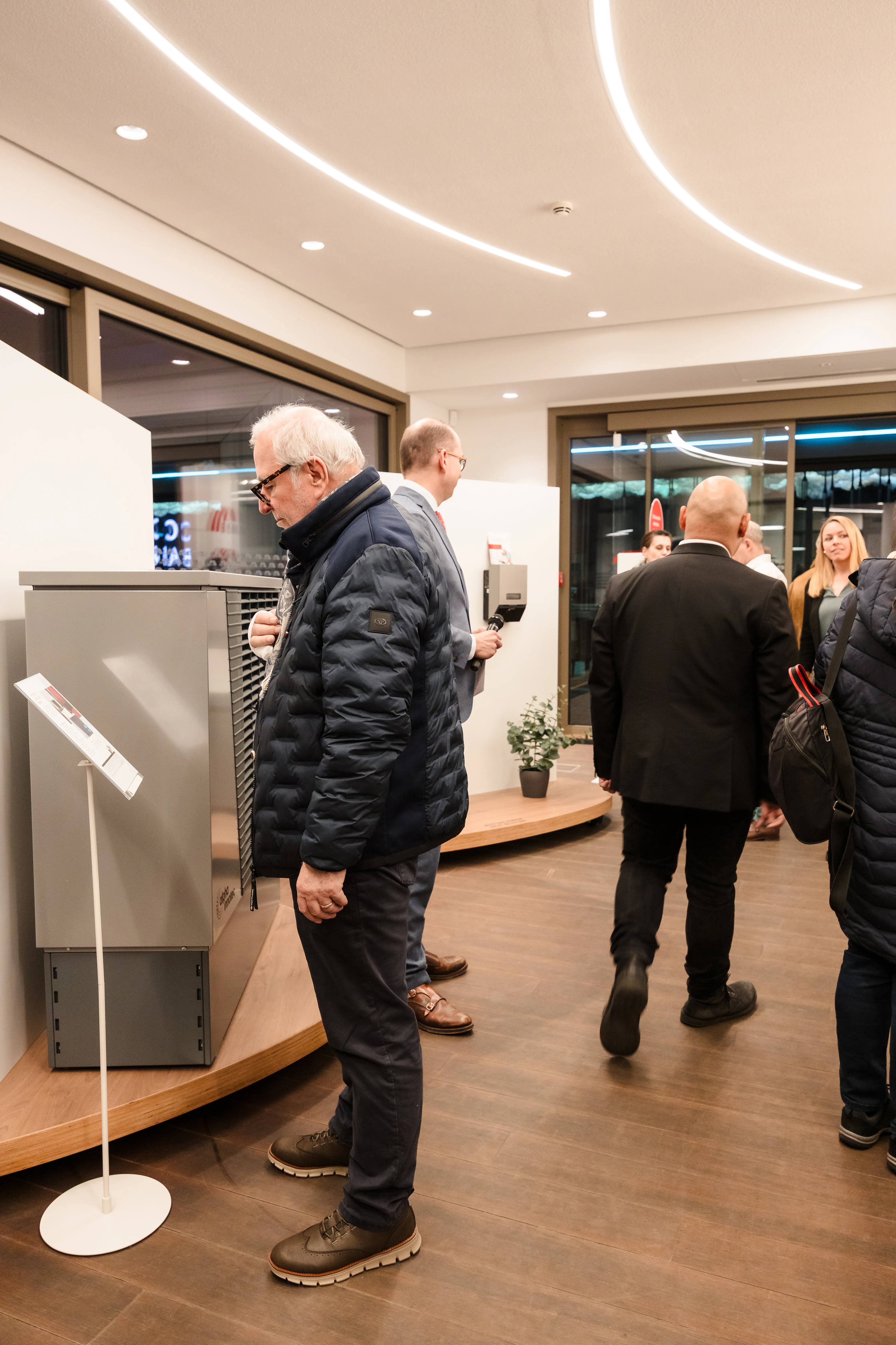 Der Showroom am Eröffnungsabend