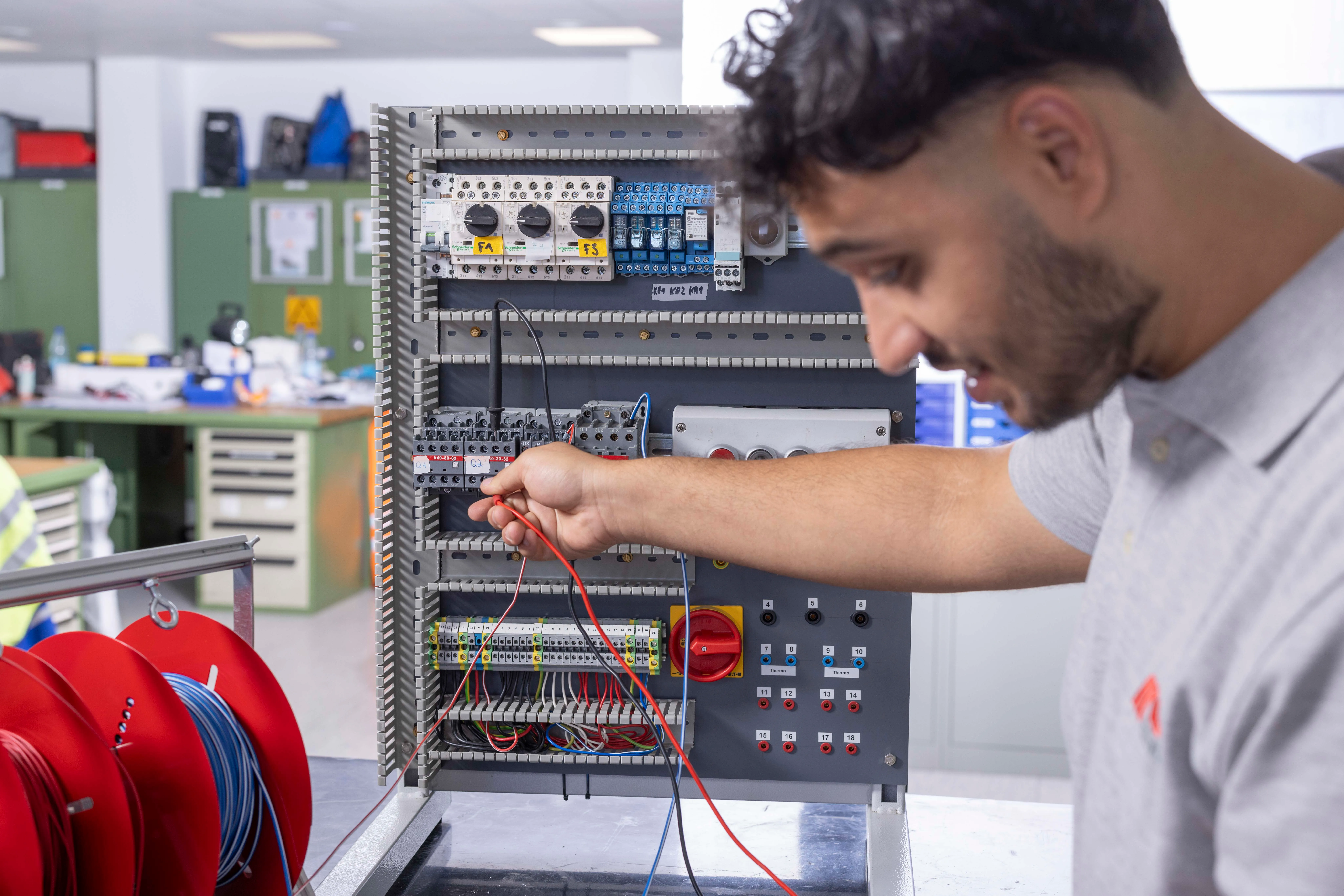 EGK Auszubildende Elektronikerin