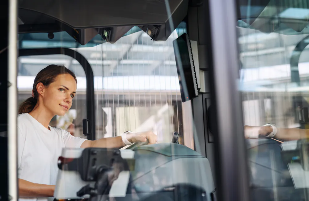 Fachkraft im Fahrbetrieb