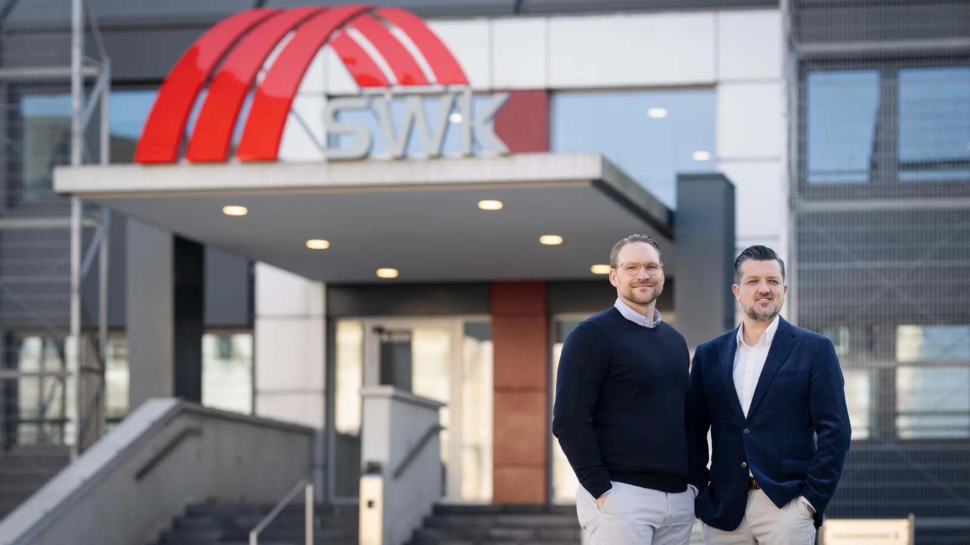 Gewinnspielaktion-Edin-und-Pascal-wünschen-viel-Erfolg