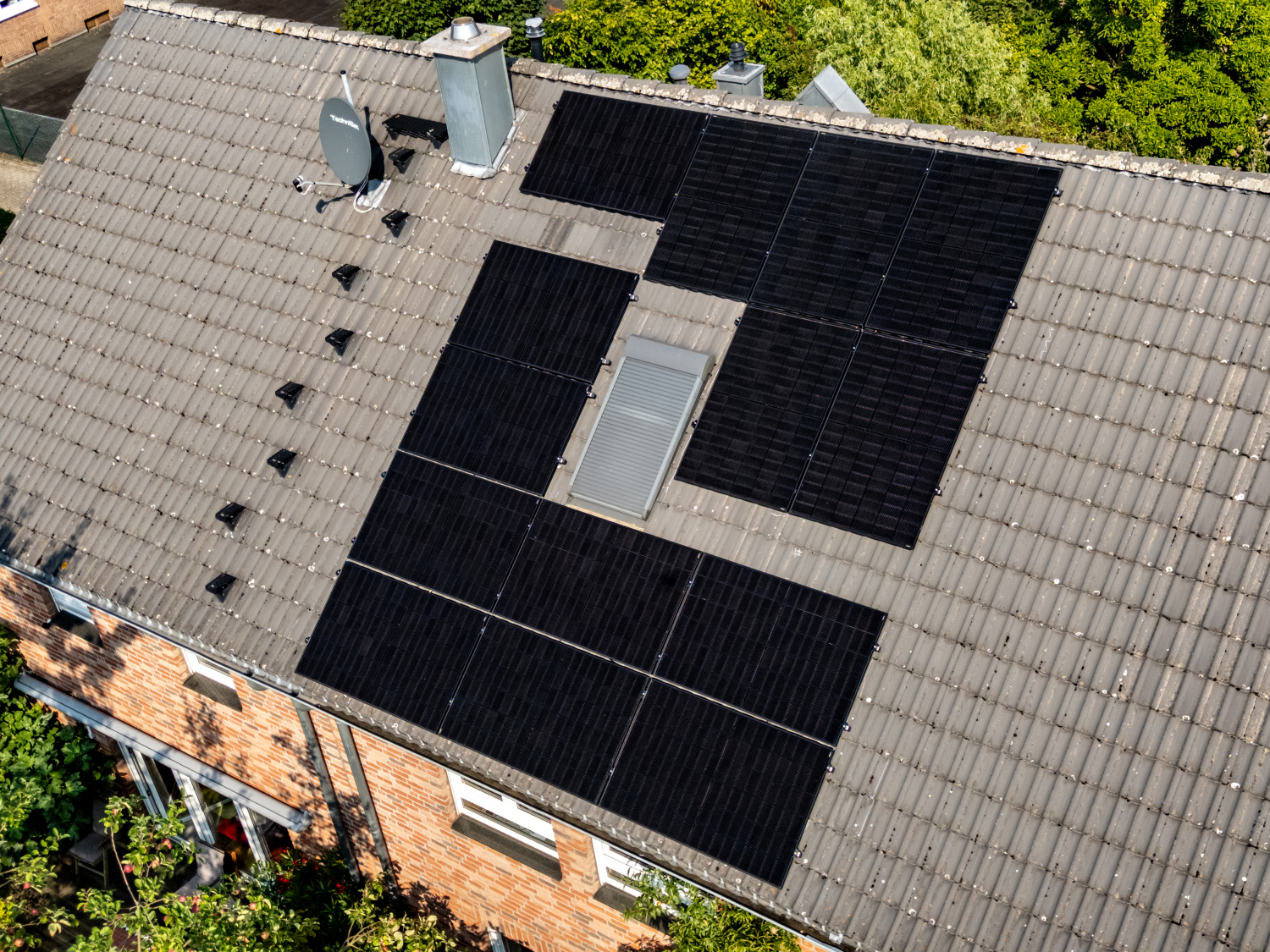 Rund vier Monate hat es nach dem Erstgespräch gedauert, bis die PV-Anlage von Familie Jentsch in Betrieb gehen konnte.