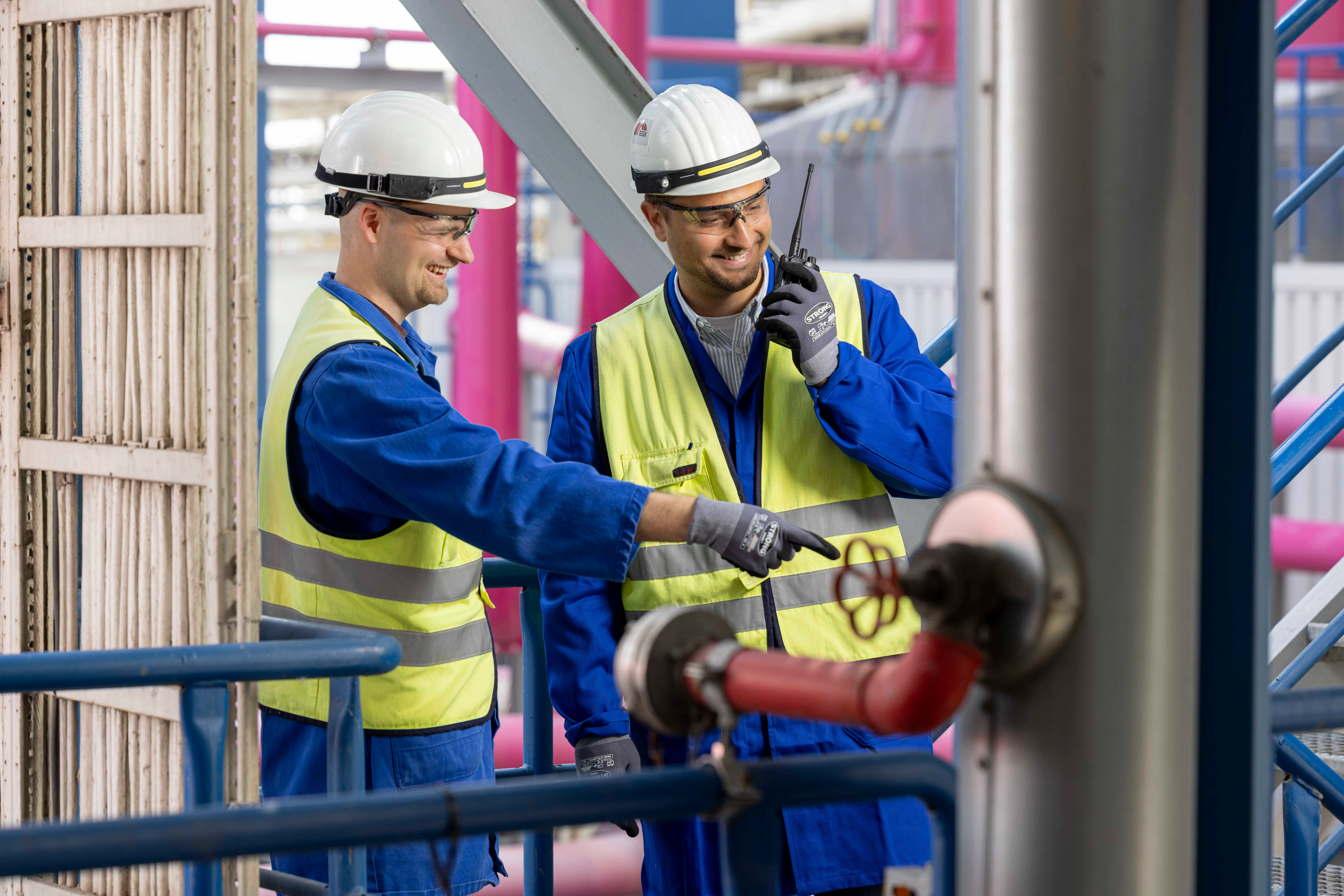 EGK Fachkräfte zeigen die Arbeit der EGK