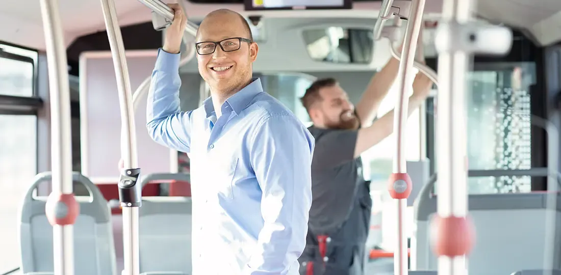 Bernd Krönauer im Bus der SWK MOBIL