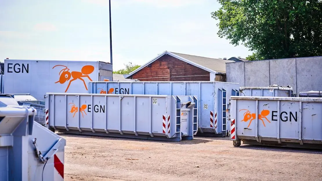 Mehrere EGN Container