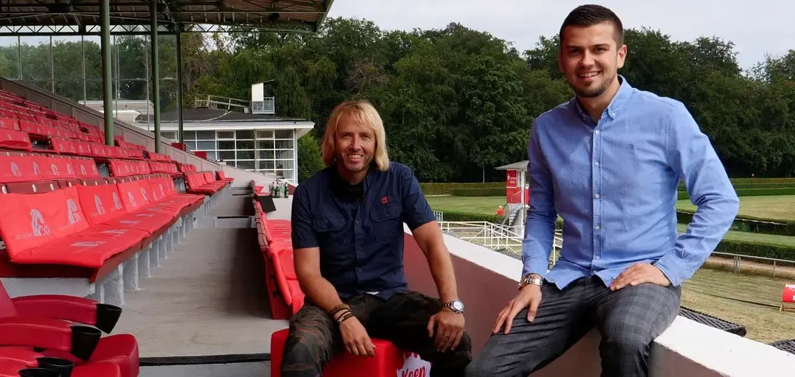 Uwe Papenroth und Domenic Schmidt vom SWK Open Air Kino
