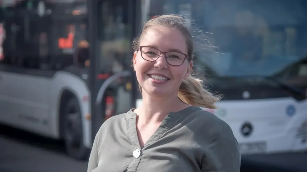 Portrait SWK Mobil Mitarbeiterin Maike Landscheiten