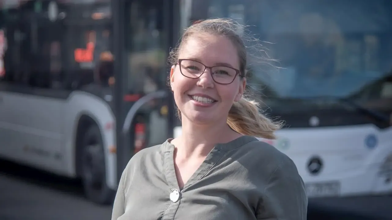 Portrait SWK Mobil Mitarbeiterin Maike Landscheiten